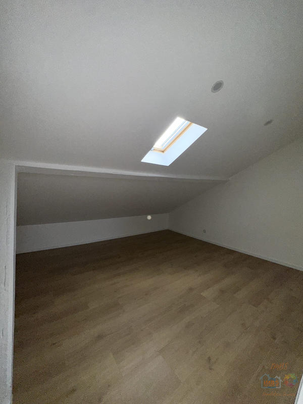 Appartement - 80 m² - 3 pièces