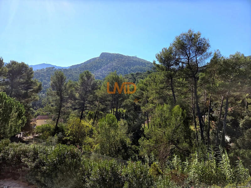 Propriété - 181 m² - 7 pièces