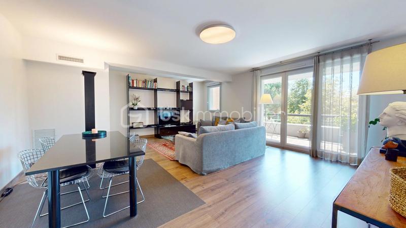 Appartement - 105 m² - 4 pièces