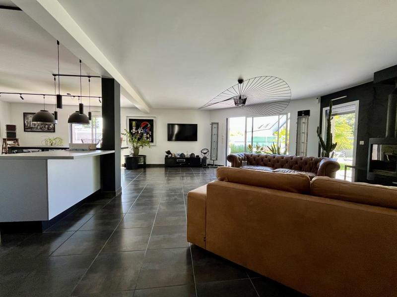 Maison - 160 m² - 6 pièces