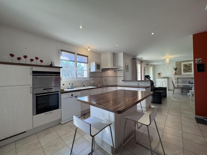 Maison - 135 m² - 5 pièces