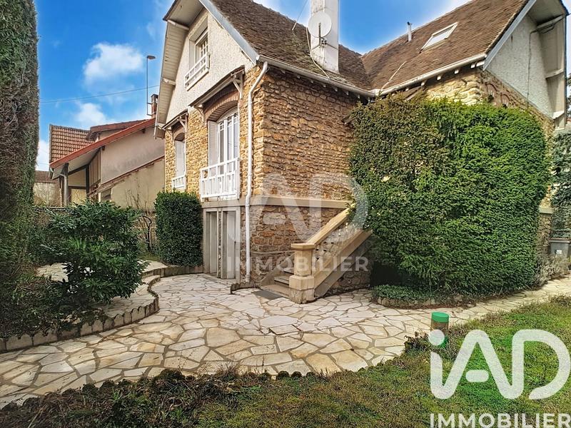 Maison - 156 m² - 7 pièces