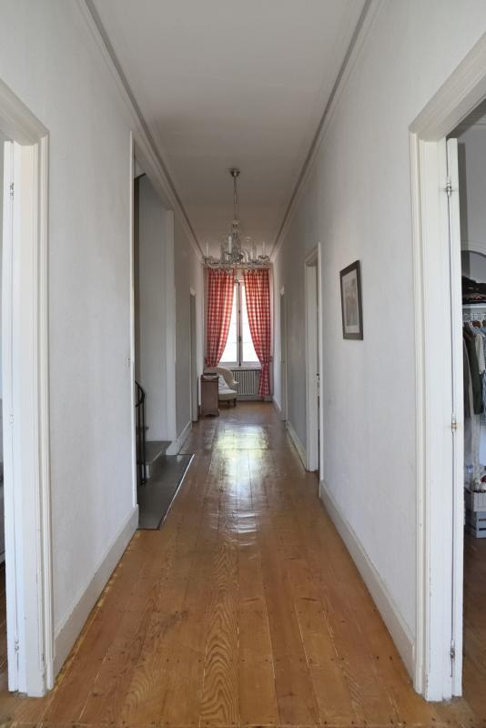 Maison bourgeoise - 250 m² - 6 pièces