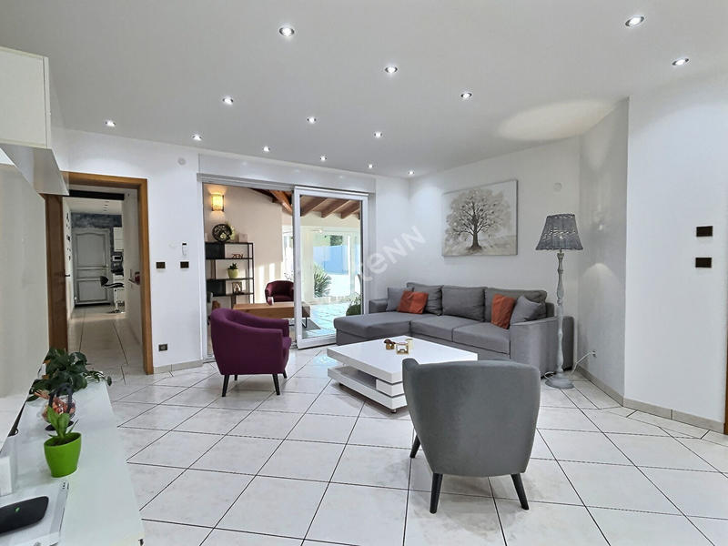 Maison - 188 m² - 6 pièces