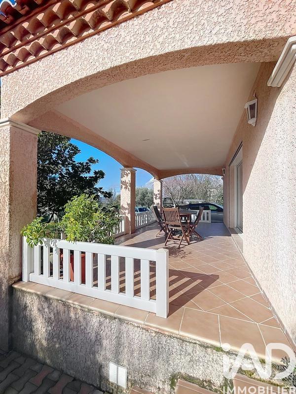 Maison - 122 m² - 5 pièces