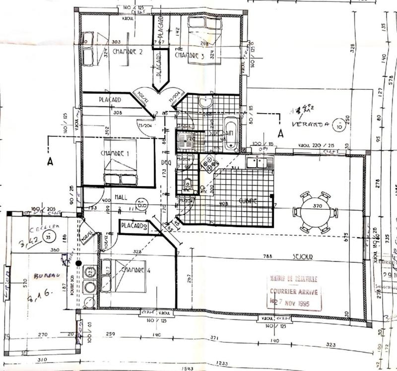 Maison - 140 m² - 5 pièces