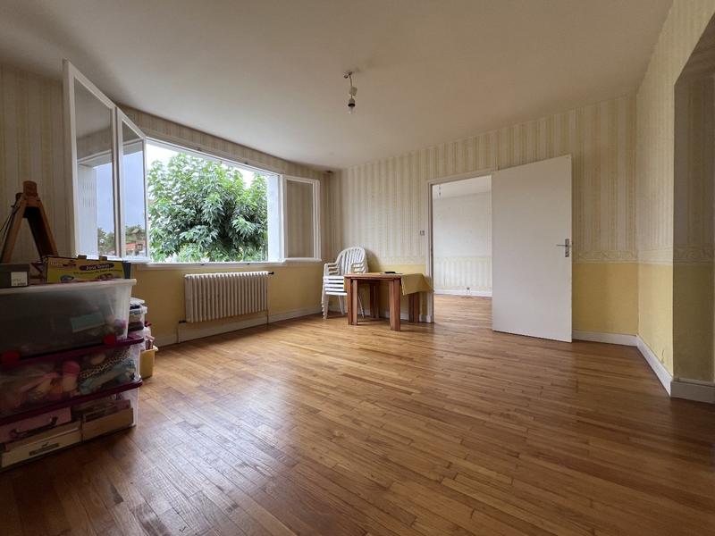 Maison - 174 m² - 7 pièces