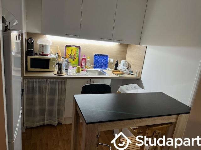 Chambre - 11 m² - 1 pièce