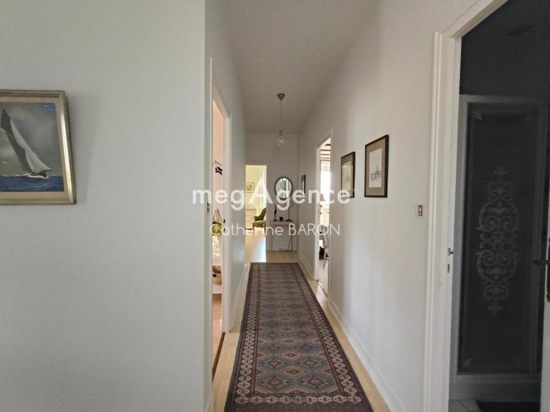 Maison de campagne - 220 m² - 5 pièces