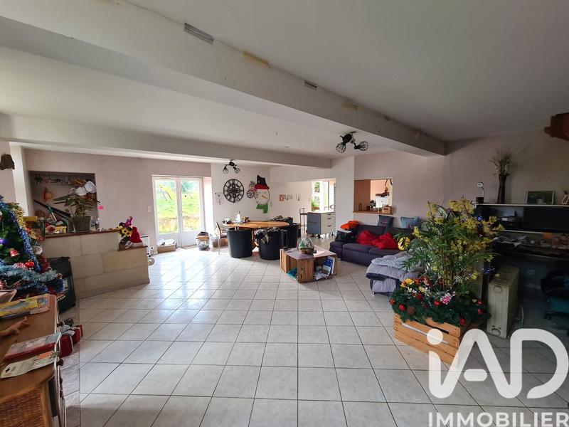 Maison - 158 m² - 5 pièces