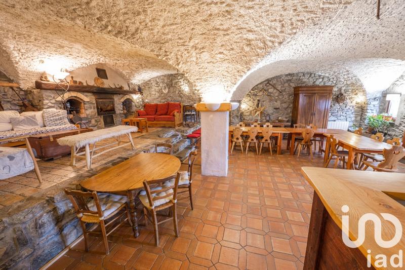 Appartement - 85 m² - 2 pièces