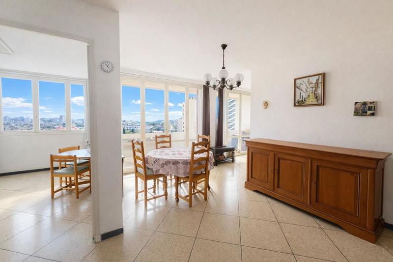 Appartement - 84 m² - 4 pièces