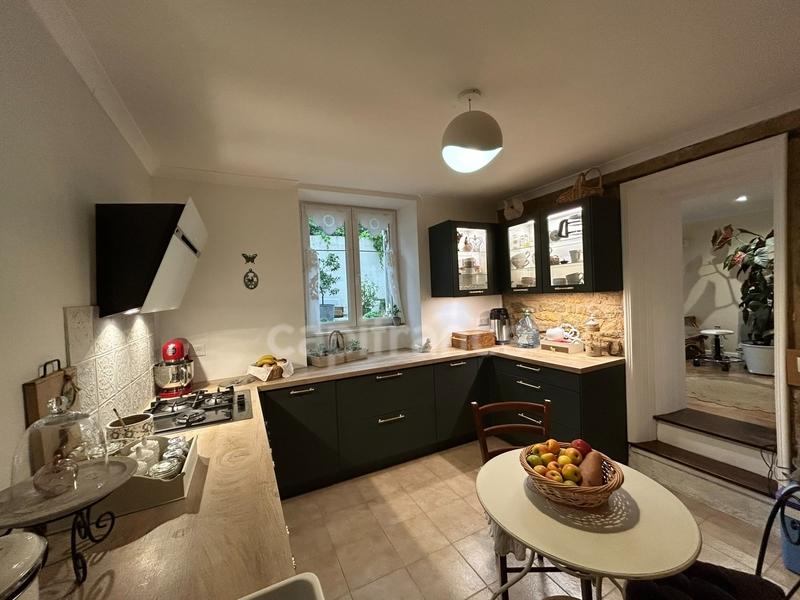 Maison - 94 m² - 4 pièces