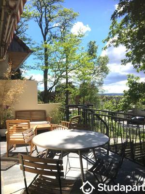 Chambre - 13 m² - 1 pièce