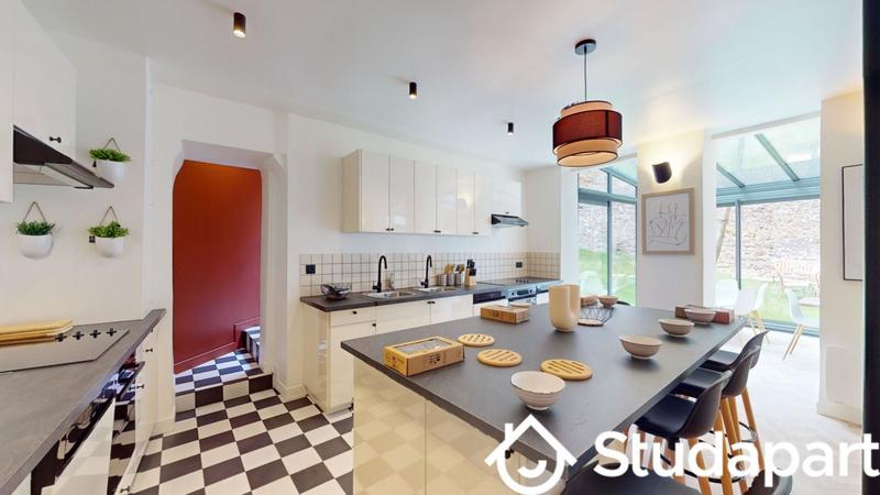 Chambre - 10 m² - 1 pièce