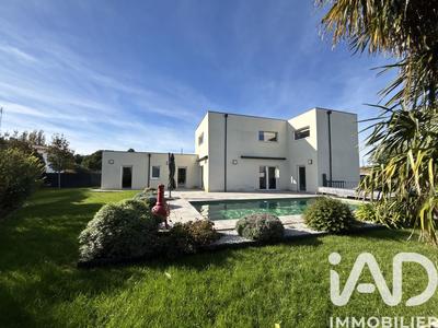 Maison - 172 m² - 6 pièces