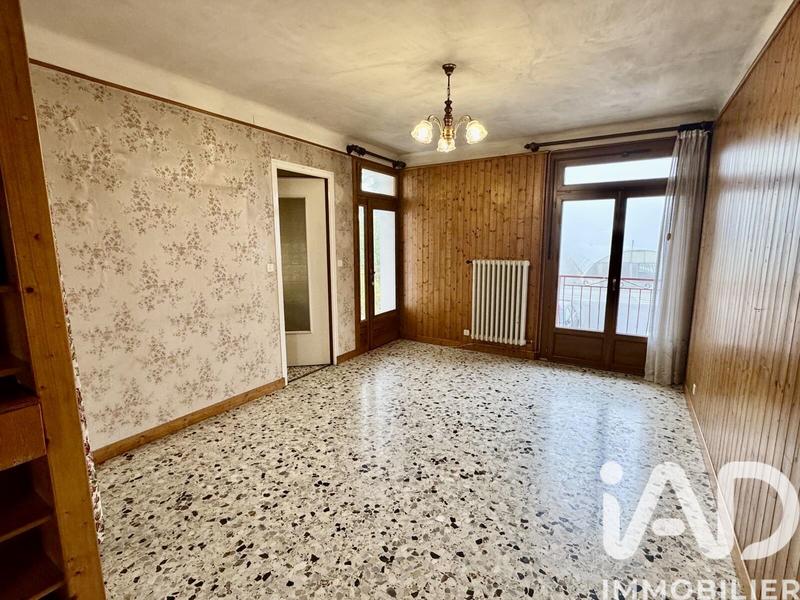 Maison - 210 m² - 10 pièces