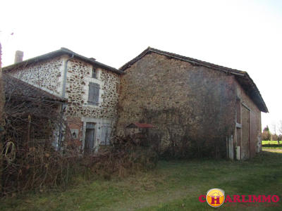 Maison traditionnelle - 65 m² - 3 pièces