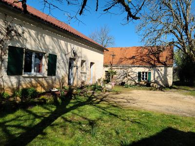 Maison - 140 m² - 4 pièces