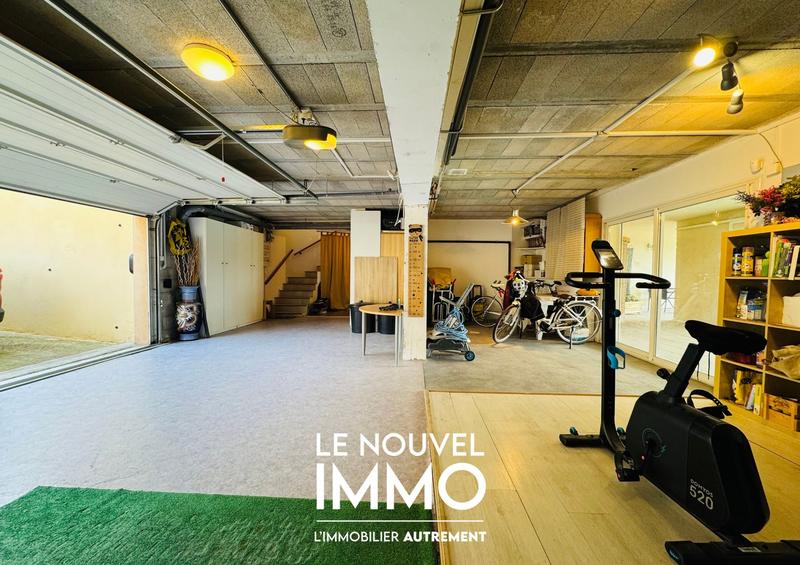 Villa - 250 m² - 7 pièces