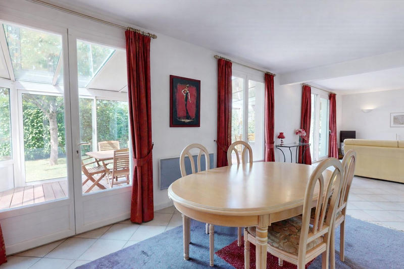 Maison - 157 m² - 6 pièces