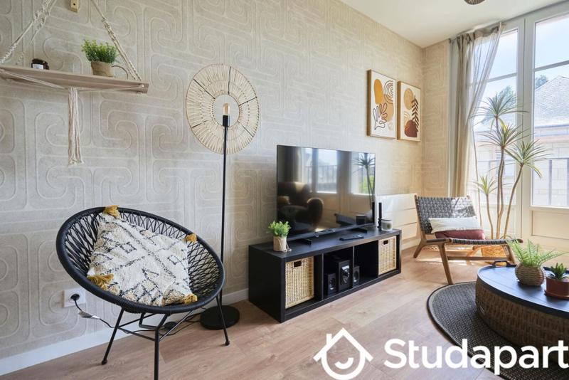 Chambre - 11 m² - 1 pièce