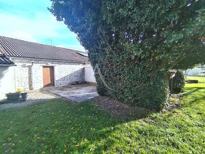 Maison - 88 m² - 4 pièces