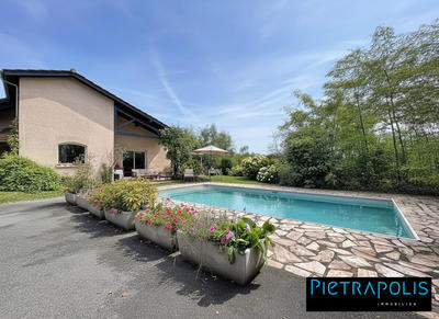 Maison - 143 m² - 7 pièces