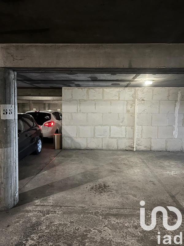 Parking - 13 m²