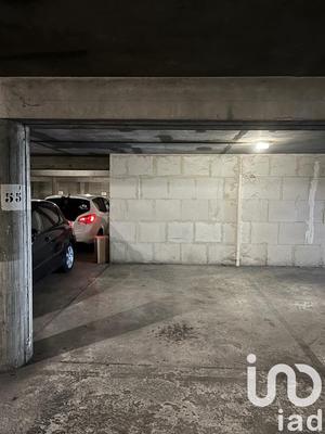 Parking - 13 m²