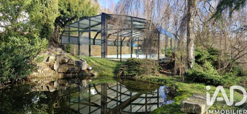 Maison - 180 m² - 10 pièces