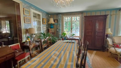 Maison - 110 m² - 4 pièces