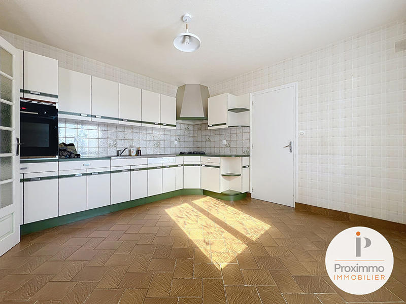 Maison - 130 m² - 6 pièces