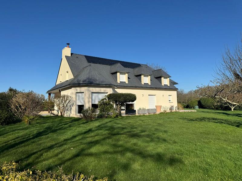 Maison - 165 m² - 6 pièces