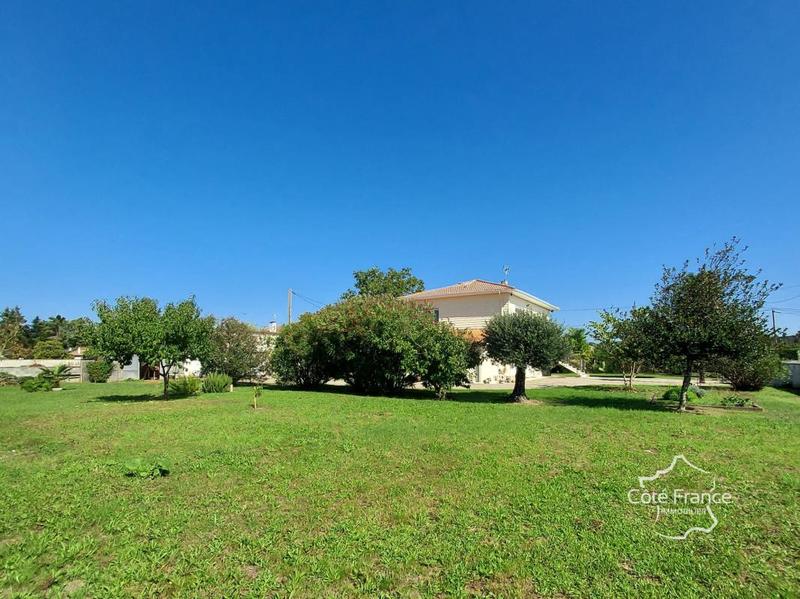 Maison - 150 m² - 7 pièces