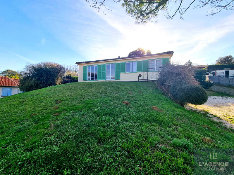 Maison - 90 m² - 5 pièces