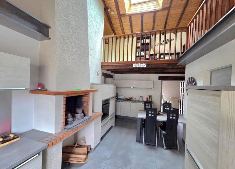 Maison - 147 m² - 4 pièces