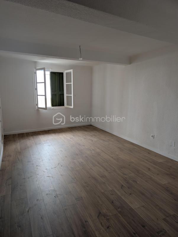 Local commercial - 64 m² - 2 pièces