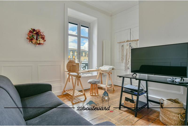 Appartement - 142 m² - 5 pièces