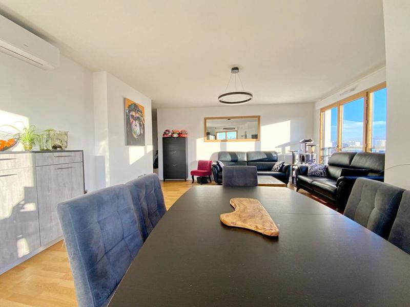 Appartement - 85 m² - 4 pièces