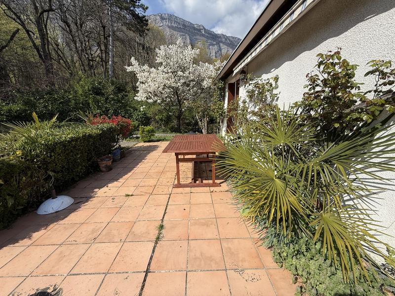 Maison - 165 m² - 6 pièces