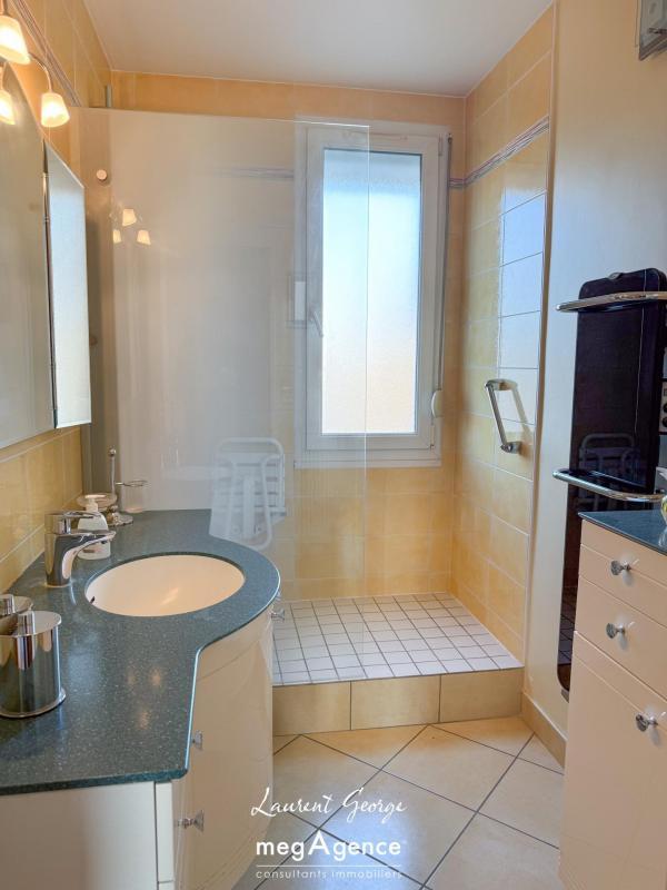 Appartement - 77 m² - 4 pièces