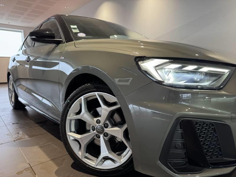 Audi A1 sportback 35 Tfsi 150 ch s tronic 7 s line