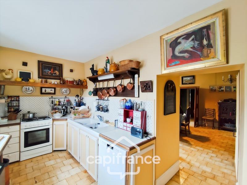 Maison de maîtres - 304 m² - 12 pièces