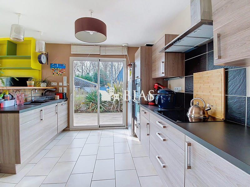 Maison - 105 m² - 5 pièces