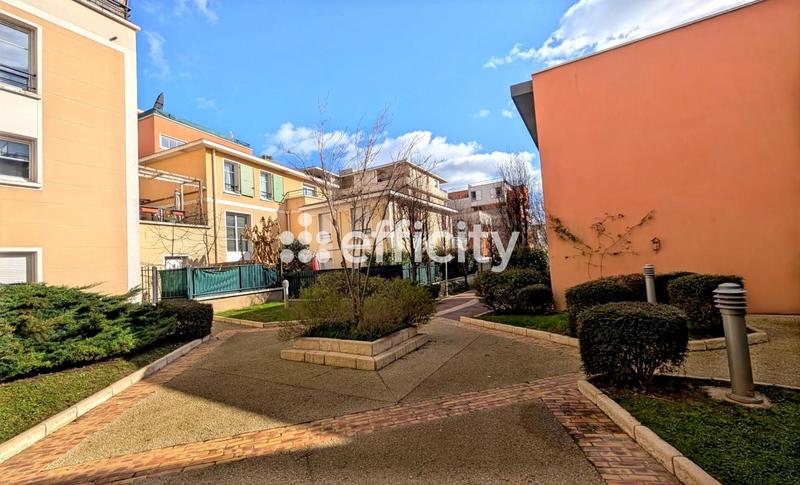 Duplex - 65 m² - 3 pièces