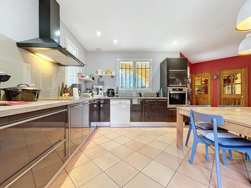 Villa - 204 m² - 7 pièces