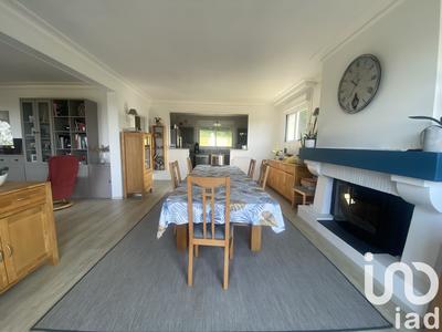 Maison - 217 m² - 8 pièces