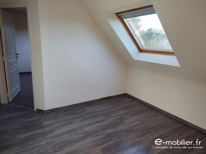 Maison - 93 m² - 5 pièces