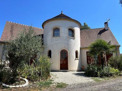 Maison - 193 m² - 6 pièces